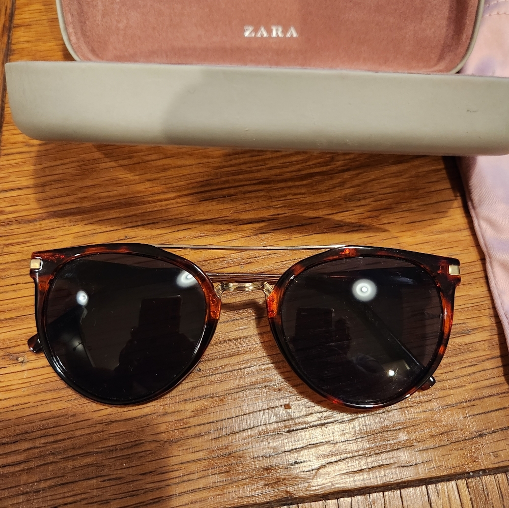 Zara tortoise shell sunglasses